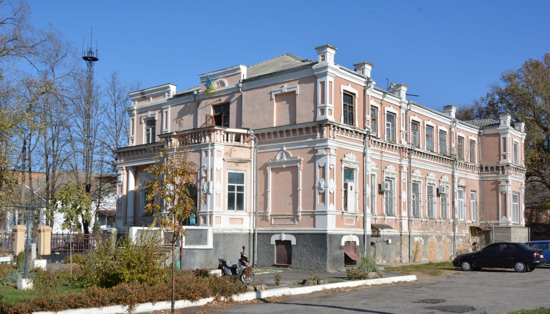 Building of the Orikhiv City Council.
