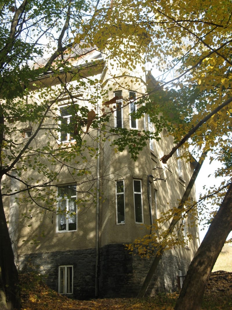 Manor estate in the village of Mykhalcha