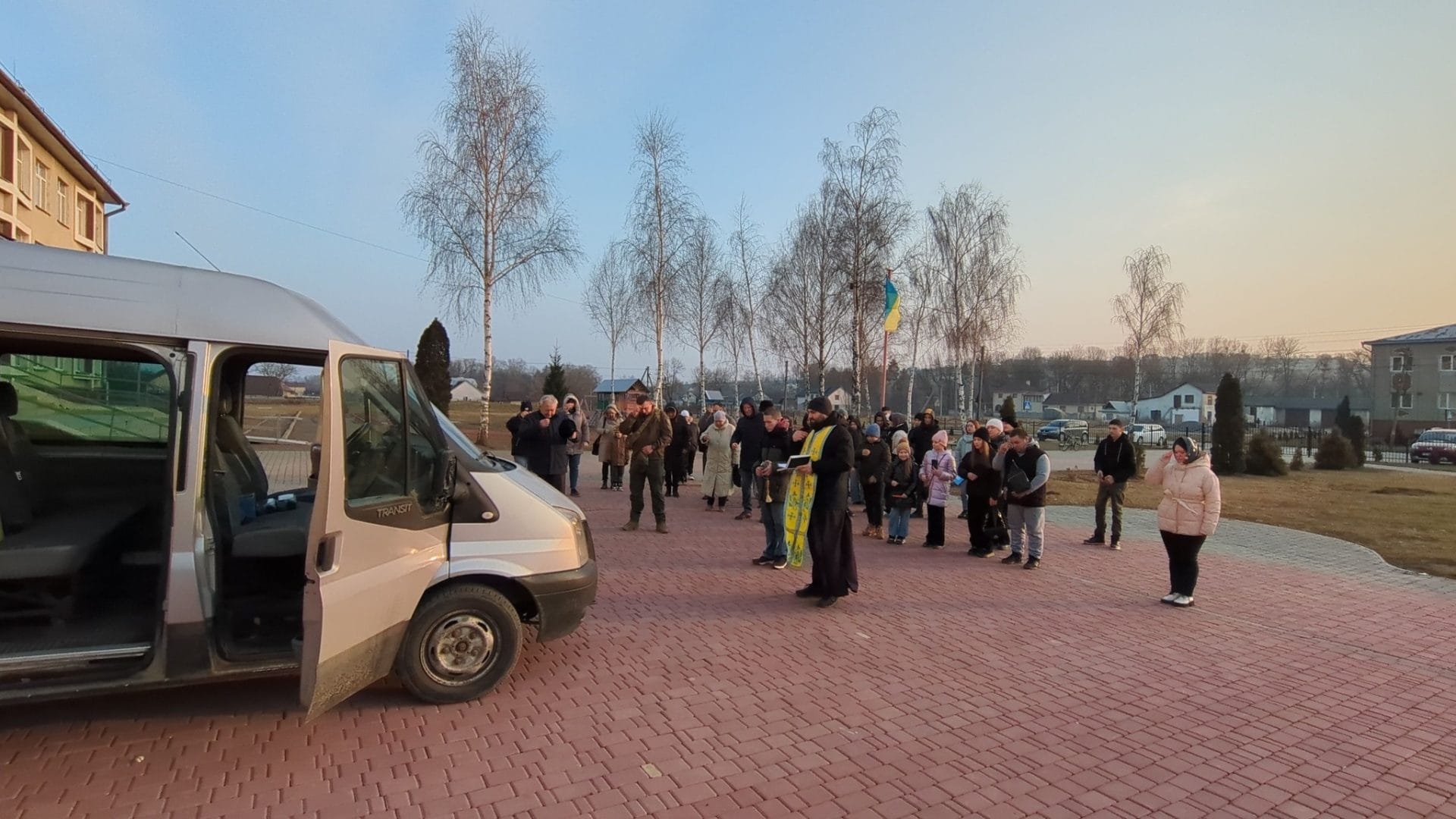 Blessing of a vehicle purchased by parishioners of the Orthodox Church of Ukraine and pupils of the school in the village of Mykhalcha