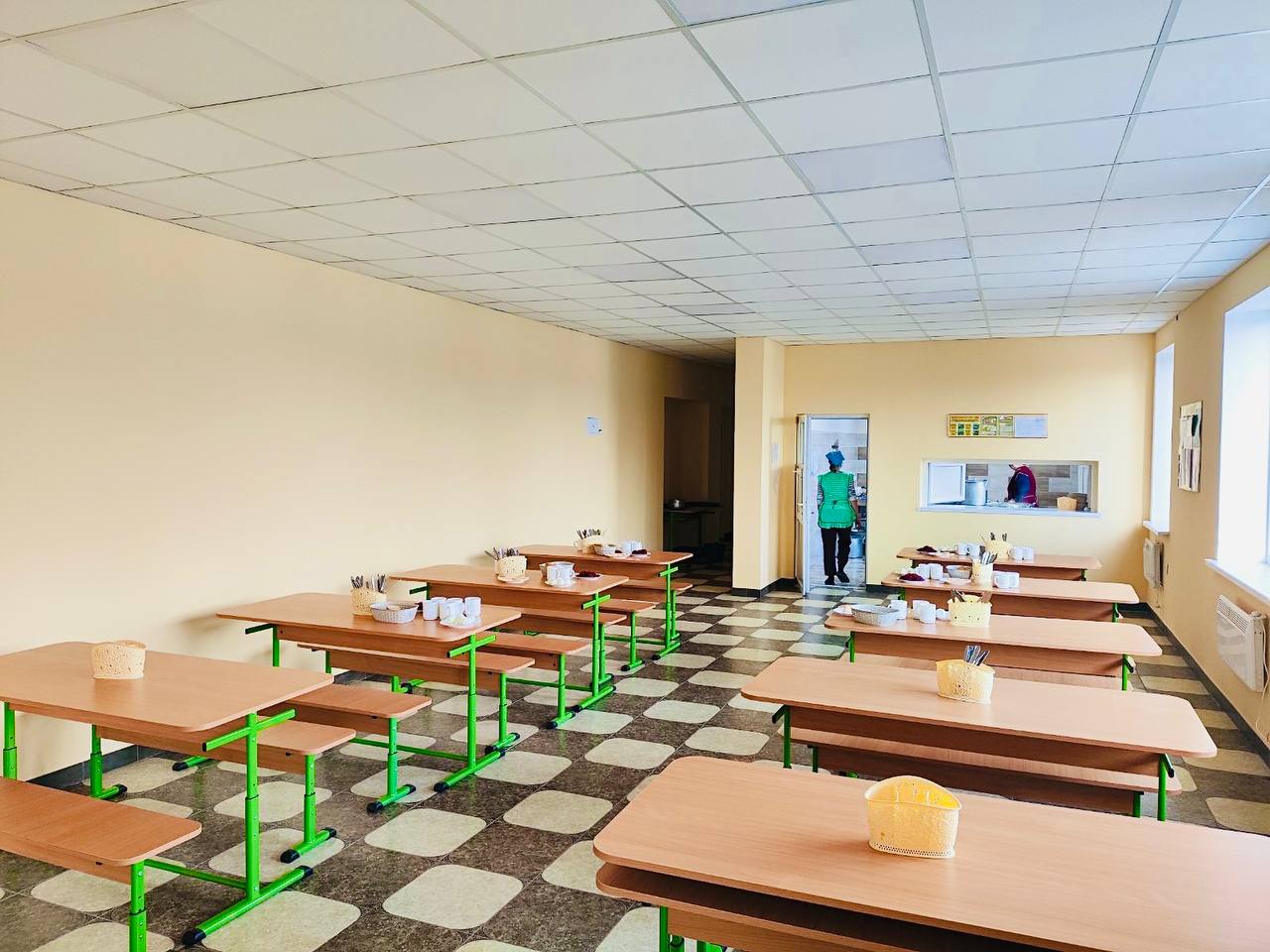 Modern kitchen at Shyshkivtsi Lyceum