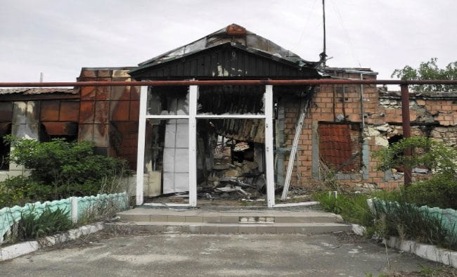 Administrative building of the State Enterprise “Stanytsia Luhanska Experimental Forestry and Hunting Grounds