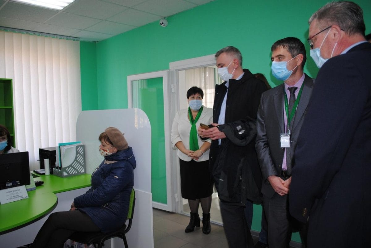 Opening of renovated premises of the Citizens Service Department No. 11 (service centre) of the Pension Fund of Ukraine in Luhansk Oblast under the USAID project “Democratic Governance in Eastern Ukraine”