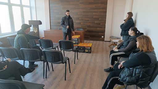 Within the framework of the “Warm Up” campaign, in the Toporivtsi community, 4 families of fallen Heroes and persons missing in action received charging stations to power gas boilers.